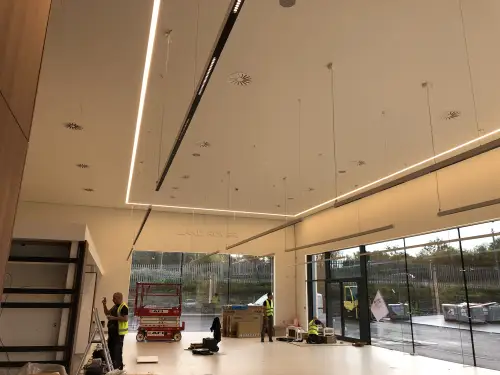 Click Here To Enlarge This Photo Of Land Rover Dealership